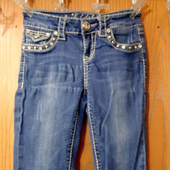 LA IDOL Jeans Sz 0 26x 20 Flap Fleur pocket Bling Dark wash Crop Capri Designer - Picture 10 of 12